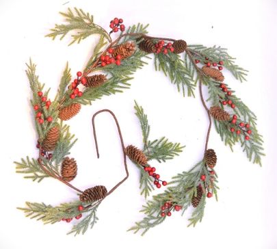 22023 - Christmas Pine Cones & Red Berries Garland. Length Apx 1.5m