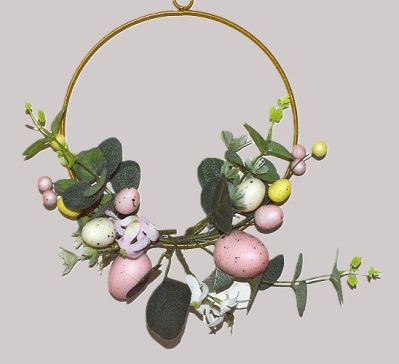33010 - Easter hanging decoration with a golden coloured loop.   Loop Size  19.5cms  (approx)