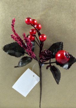 22010 - Red Berries Christmas Pick