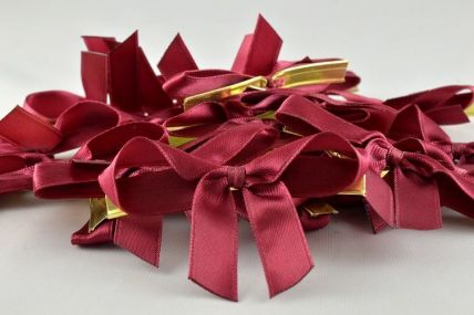Y452-10mm Burgundy Mini Bows with Twist Ties (10 Pieces)