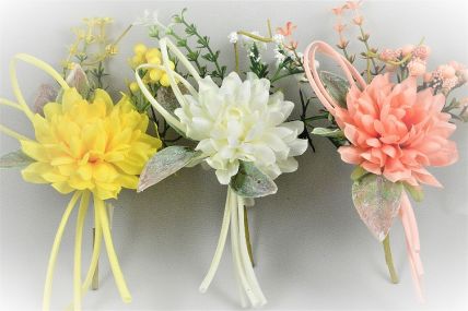 33003 - Spring floral arrangement with a curled soft ribbon embellishment. Floral Pick. Height  20cms ,  Width  11cms  (approx) 