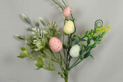 33012 - Easter Floral decoration.   