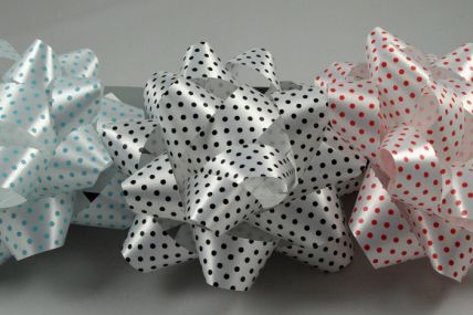31163 - 2 x White Polka Spotted Gift Box Self Adhesive Bows